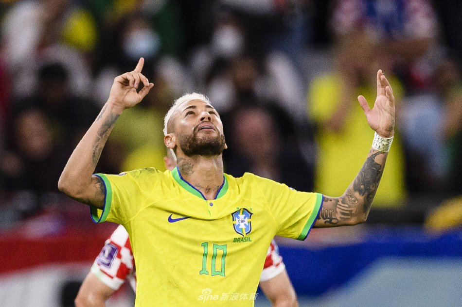 一脸苦笑 一脸苦笑